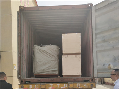 鏈條輸送帶、螺旋輸送帶、鏈桿輸送帶、人字網(wǎng)帶、雙旋網(wǎng)帶、眼鏡網(wǎng)帶、不銹鋼篩網(wǎng)、乙字網(wǎng)帶