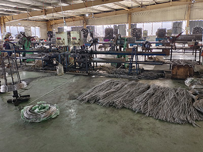 鏈條輸送帶、螺旋輸送帶、鏈桿輸送帶、人字網(wǎng)帶、雙旋網(wǎng)帶、眼鏡網(wǎng)帶、不銹鋼篩網(wǎng)、乙字網(wǎng)帶